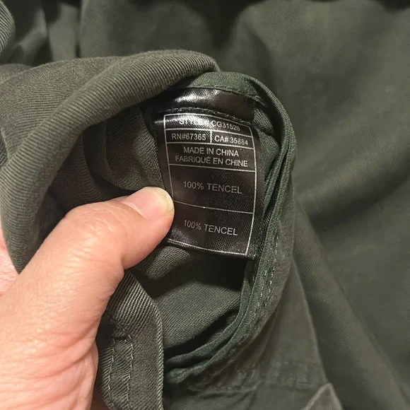 Cupcakes & Cashmere Full Zip Vest Cinching Waist Pockets Green- Size Large - Picture 10 of 10